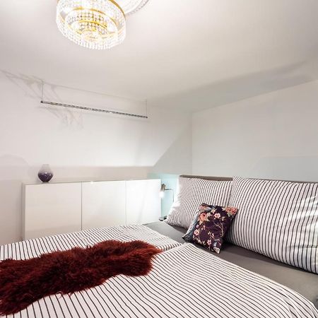 The Kiss - Luxurioeses City Loft Am Naschmarkt Vienna Exterior photo
